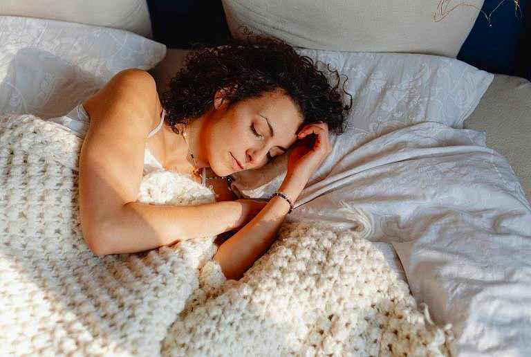 寝る前のネガティブ思考対策に睡眠の質を高めよう